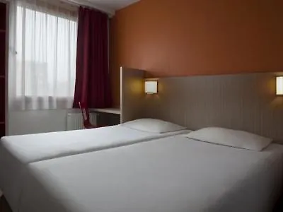 Premiere Classe Warszawa Centrum 0*, Warsaw