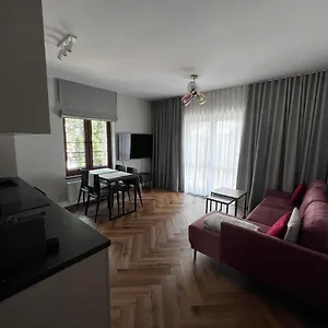 Podgrzewany Basen, Sauna, Nowy Revist Szklarska B7 Apartament Szklarska Poręba